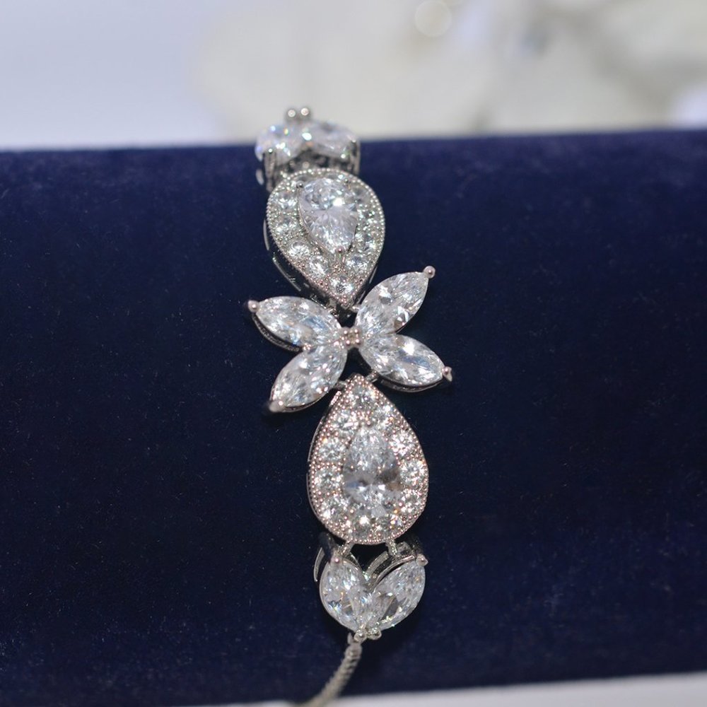 Silver Bracelet - Leaf Out